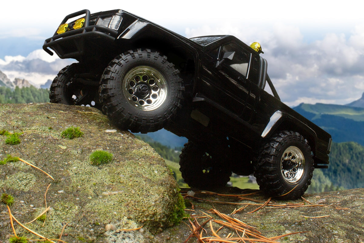 HPI Venture18 1/18 1985 Toyota Hilux SR5 4WD Crawler RTR