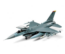 Tamiya F-16CJ Fighting Falcon