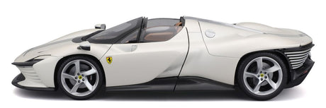 Ferrari Signature Daytona SP3 1/18 weiss - RCXX - RC Racing Shop | RC Models | Tuning & Spare Parts for Professionals