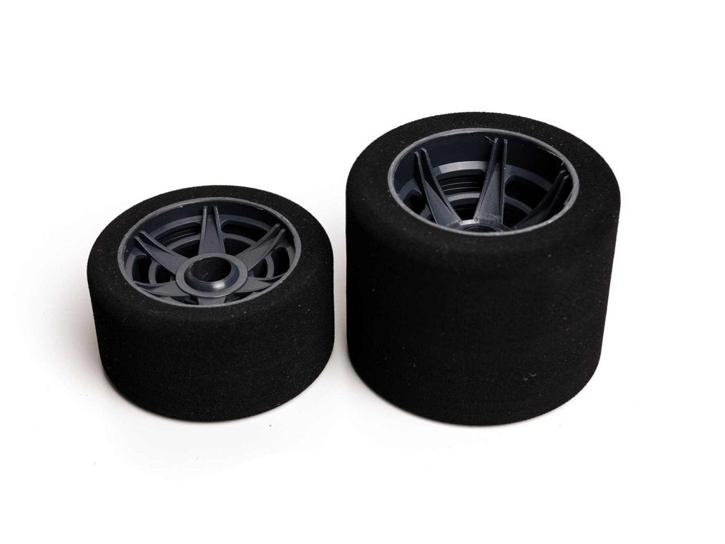 Hot race - SET OF LENS TYRES 1/8 REAR SO- FRONT SO (4) - RCXX - rc racing for professionals