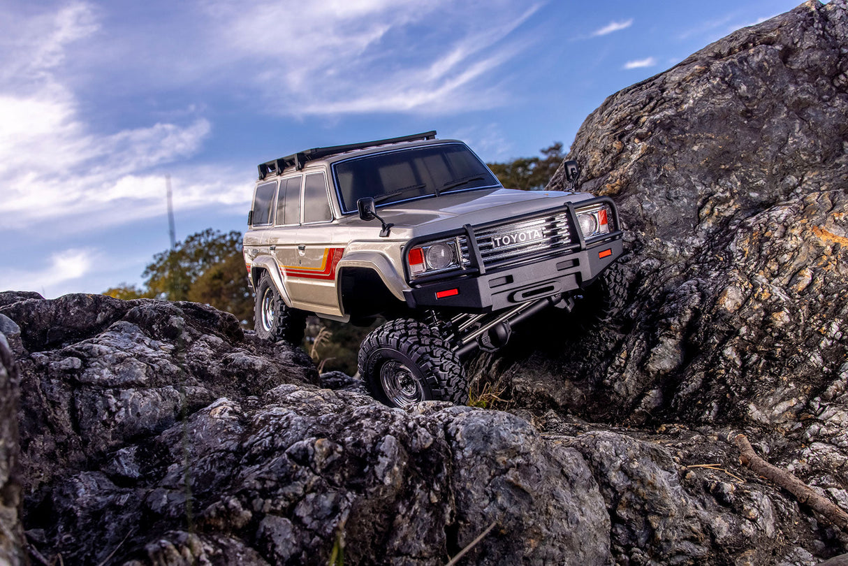 Kyosho KC10 1/10 Toyota Land Cruiser 60 Crawler 4WD RTR - K.34801T1B